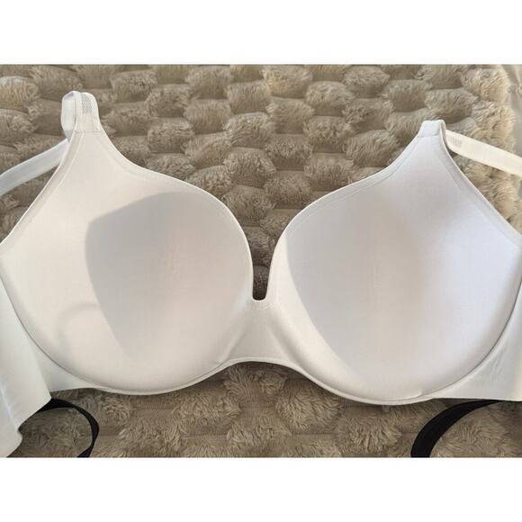 Maidenform 2 Comfort T Shirt Bra’s Underwire White/Black 36DD - Picture 5 of 10